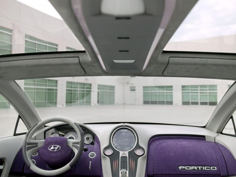  Hyundai Portico Concept 2005 года  (фото 12 из 23)